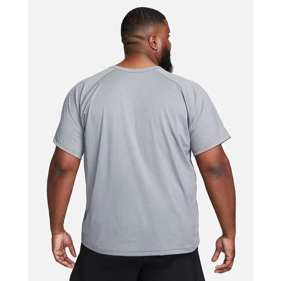 Nike Ready Men's Grey Dri-FIT Short-Sleeve Fitness Shirt - Picture 2 of 9